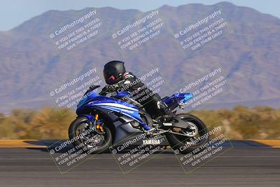 media/Feb-04-2023-SoCal Trackdays (Sat) [[8a776bf2c3]]/Turn 9 Side (130pm)/